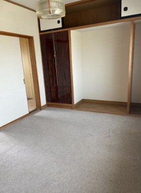 青森県三沢市　2棟アパートの内装
