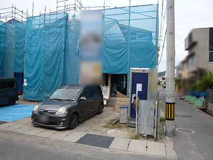 呉市広中新開3丁目の前面道路含む現地写真