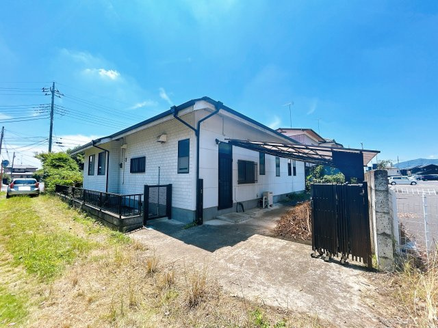 大平町新　中古戸建の外観