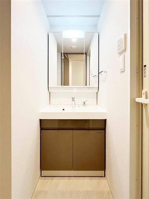 S-RESIDENCE阿波座bouncyの洗面所
