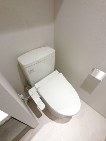 Alivis原木中山のトイレ