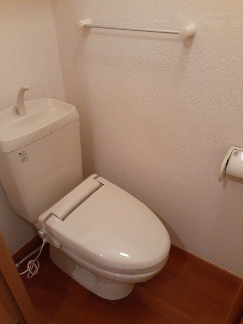 アルバ・０５　　刈谷市近郊の賃貸はクラスホーム刈谷店のトイレ