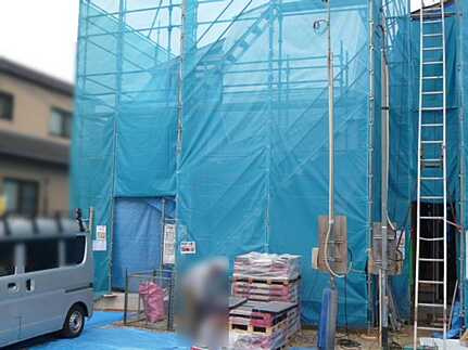 呉市広中新開3丁目の前面道路含む現地写真