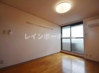 ピュアプレイスの居間・リビング