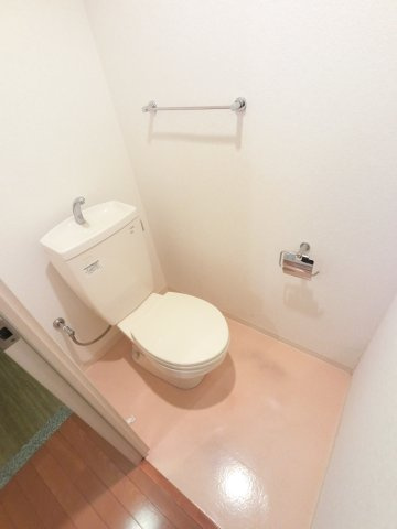 セザン新町のトイレ