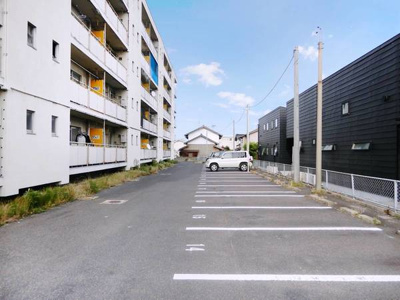 【駐車場】 | ビレッジハウス白枝2号棟