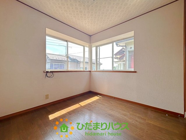 久喜市菖蒲町新堀　中古一戸建ての洋室