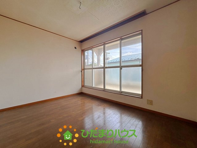 久喜市菖蒲町新堀　中古一戸建ての洋室