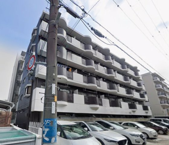 アミルV番館の外観
