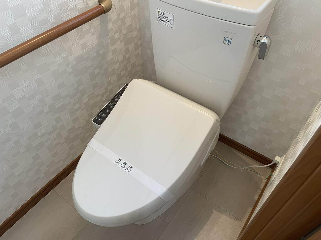 竹園町貸家のトイレ