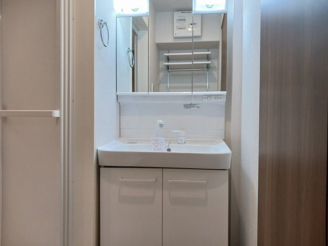 ウエアライトⅡの洗面所|コンパクトで使いやすい洗面所