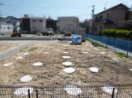 呉市広中新開3丁目の前面道路含む現地写真