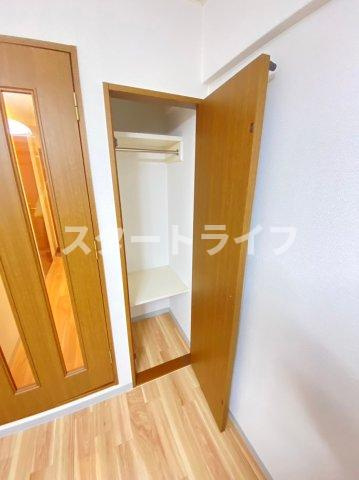 大阪市淀川区宮原２丁目の賃貸マンションの収納