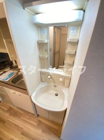 大阪市淀川区宮原２丁目の賃貸マンションの洗面所