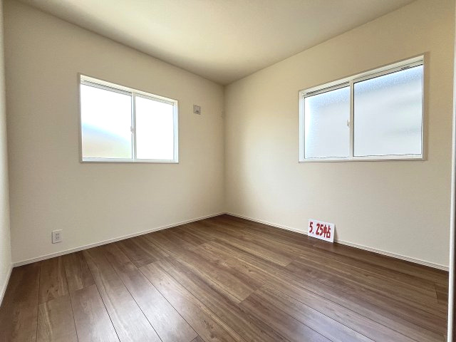 【子供部屋】 | 福岡市東区香椎台2丁目　1号棟（全1棟）【仲介手数料無料・0円】 | 施工例。施工例は完成時と異なる場合があります。