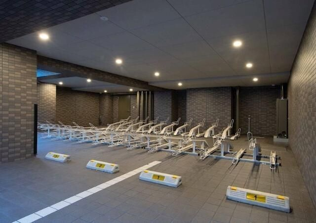 ルーブル大島弐番館の駐車場
