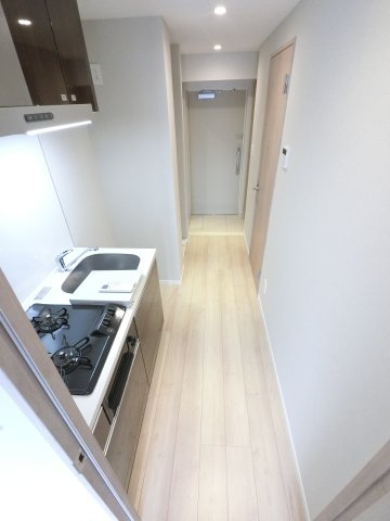 Alivis原木中山の玄関