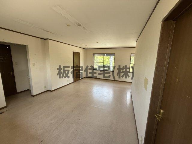  | 白川台１丁目ロードサイドテナント