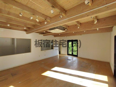  | 白川台１丁目ロードサイドテナント