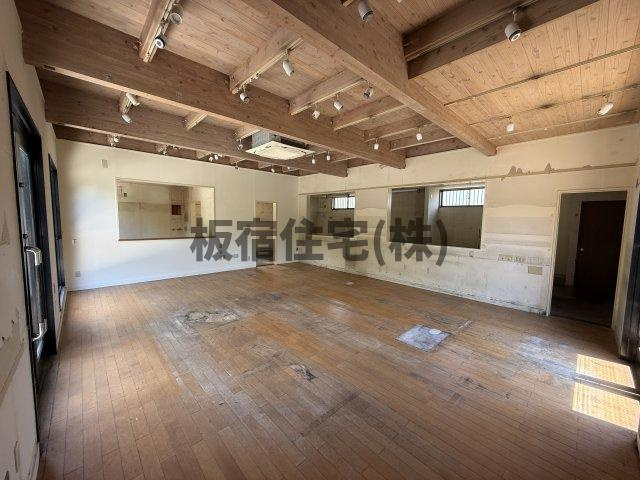  | 白川台１丁目ロードサイドテナント