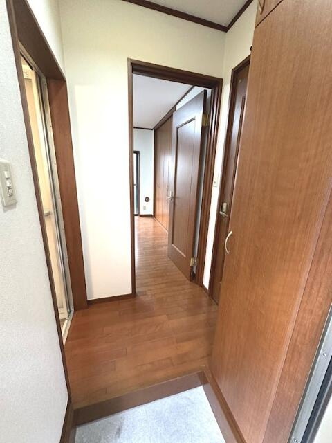 明るく開放的な玄関
