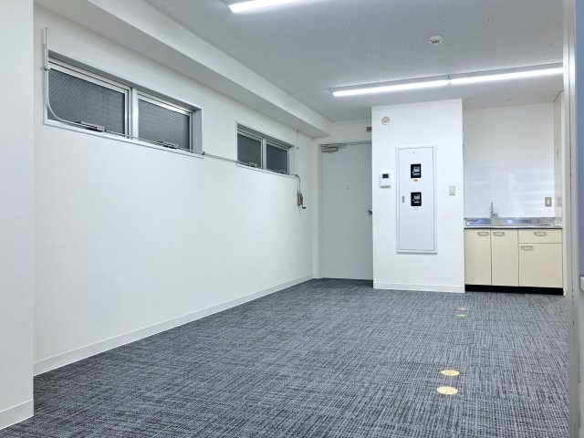 正直屋ビルの内装