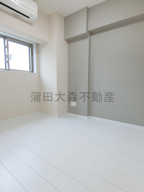 Weave Base OMORIの居間・リビング