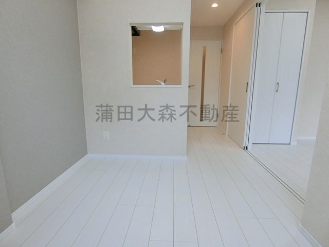 Weave Base OMORIの居間・リビング