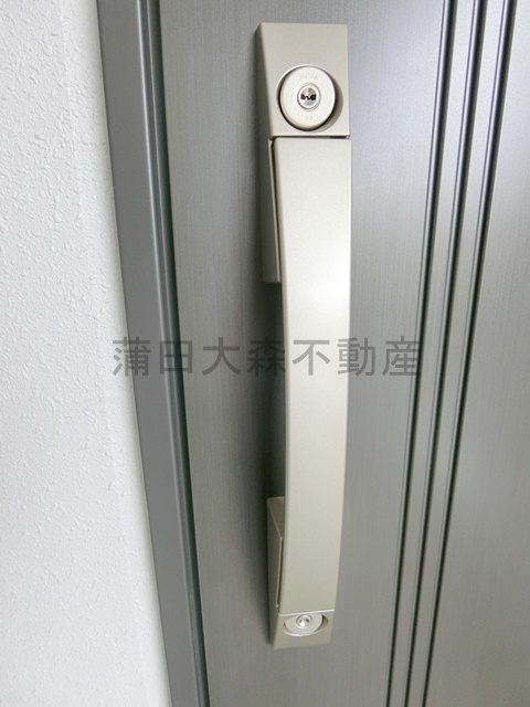 Weave Base OMORIの玄関