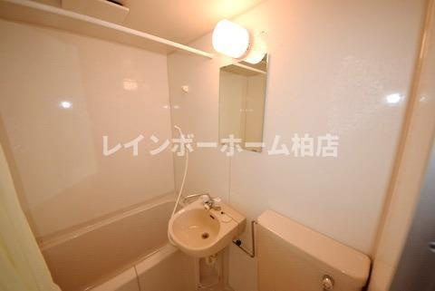 リック野田の洗面所