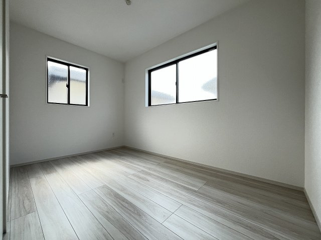 【子供部屋】 | 福岡市東区舞松原2丁目2期　2号棟（全3棟）【仲介手数料無料・0円】 | 施工例。施工例は完成時と異なる場合があります。