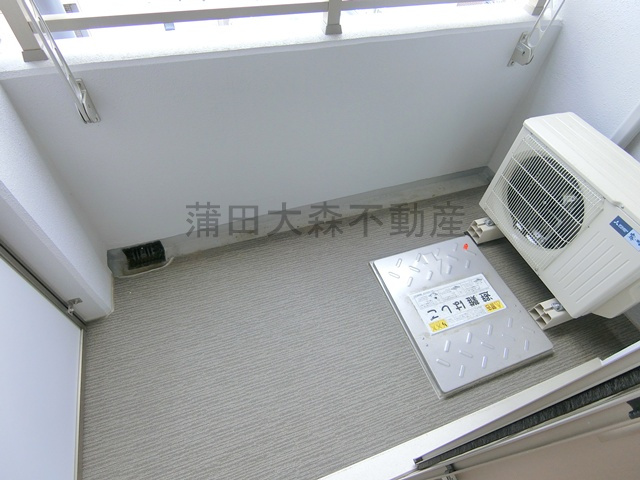 Weave Base OMORIのバルコニー