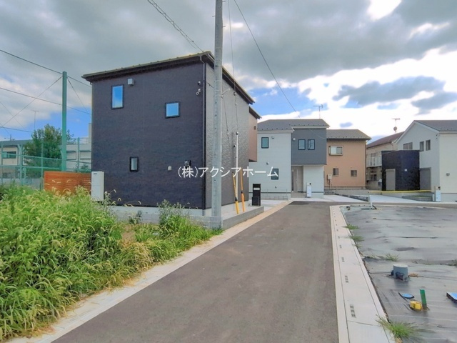 入間市東藤沢6丁目・全19棟　新築一戸建　7号棟の前面道路含む現地写真|2026年8月4日撮影