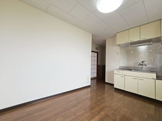 【居間・リビング】 | ハイムてんもりⅡ　B棟