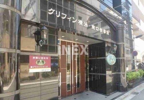 グリフィン横浜・東口参番館のエントランス