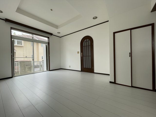 東金市宿　中古住宅の居間・リビング
