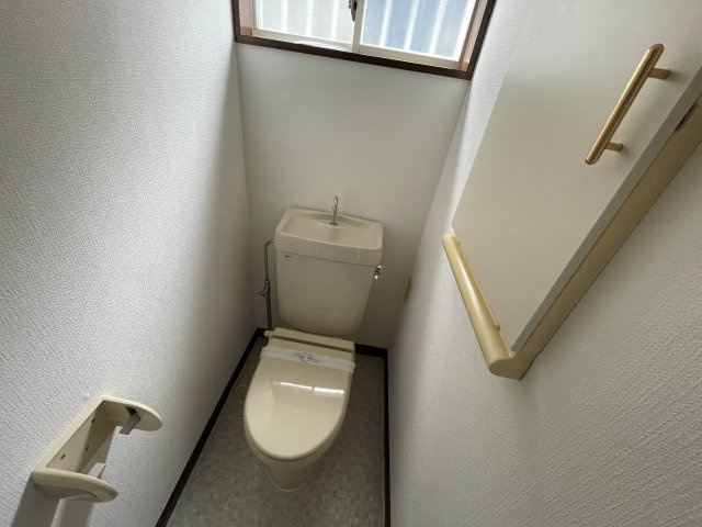 東金市宿　中古住宅のトイレ