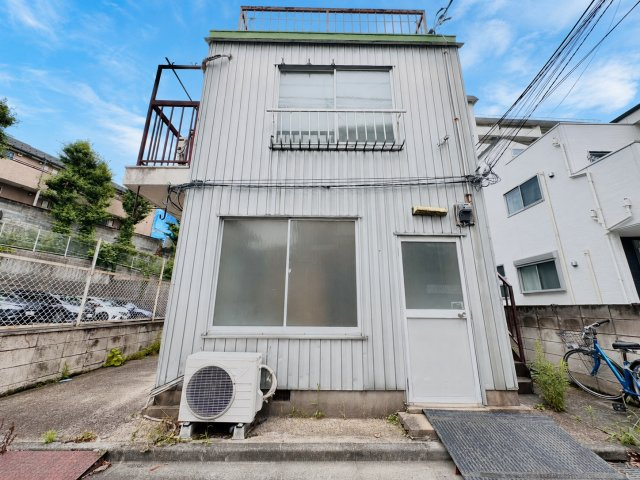 中野区松が丘1丁目　建築条件無し売地
