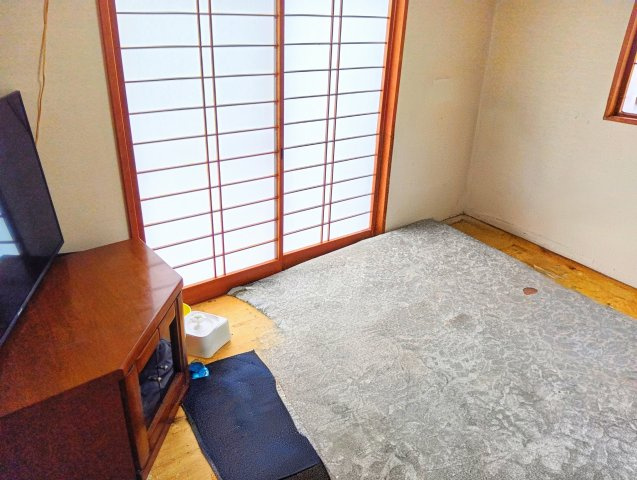 売中古戸建　富士市三ツ沢の和室|来客スペース・子供の遊び場・昼寝スペースなど色々と幅広く使える大活躍の和室です。