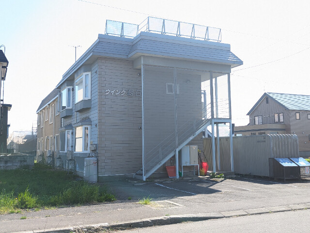 滝川市朝日町西１丁目のアパート