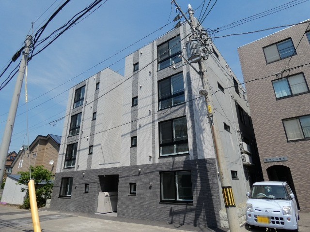 クラリス麻生