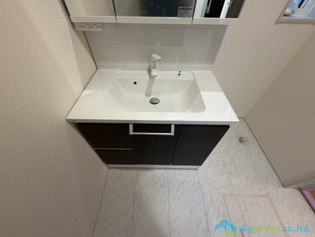 平塚市四之宮1丁目　新築戸建　全7棟4号棟の独立洗面台