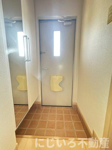 ボヌールの玄関