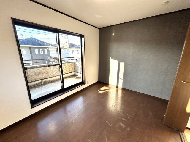 小山市城北4丁目　中古戸建の洋室
