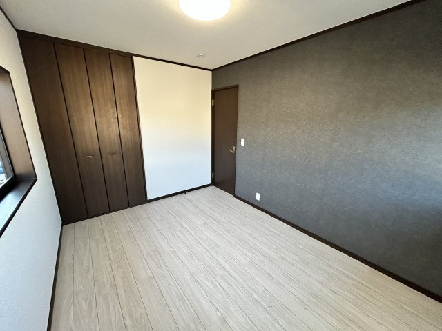 小山市城北4丁目　中古戸建の洋室