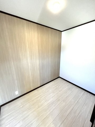 小山市城北4丁目　中古戸建の洋室