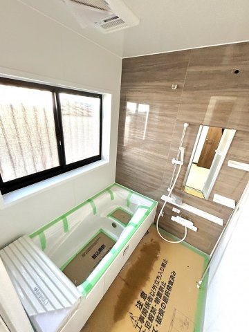 小山市城北4丁目　中古戸建の浴室