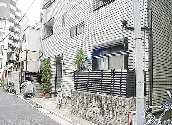 エクレール  のエントランス|エントランスです。