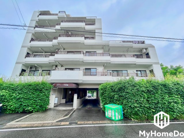 大森アイリス弐番館の外観|落ち着いた色合いと品のあるデザイン。帰るたびに安心感を感じられる佇まい。