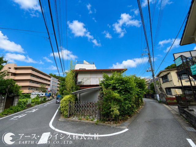 【外観】 | 松戸市岩瀬 | お気に入りのハウスメーカーや工務店で建築可能。デザインも間取も自由に決められるので、「自分たちらしい暮らし」を実現できます。日常に便利さと穏やかさを兼ね備えてた、立地はいかがでしょうか。
